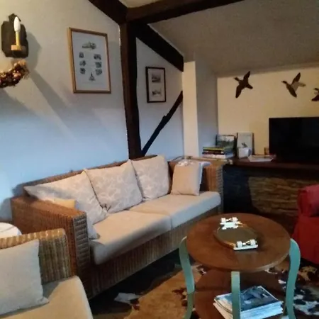 La Cornue Bed & Breakfast *